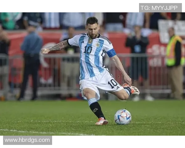 精彩足球球星瞬间全程回放带你重温赛场热血与荣耀 精彩足球球星瞬间全程回放带你重温赛场热血与荣耀